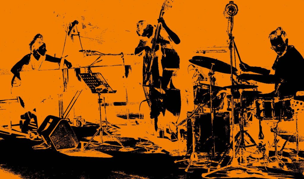 Esmeralda Sella Trio